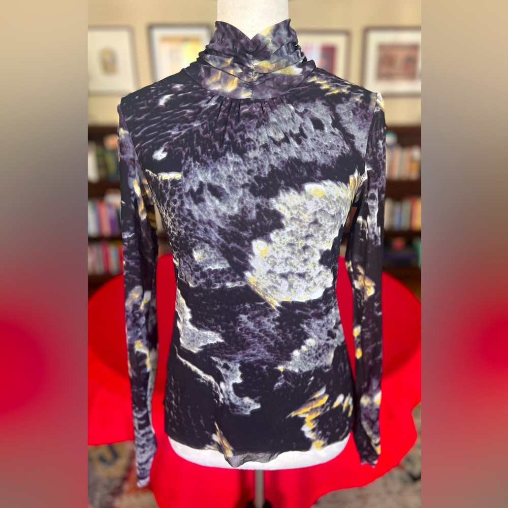Vintage VIVIENNE TAM mesh turtle neck.